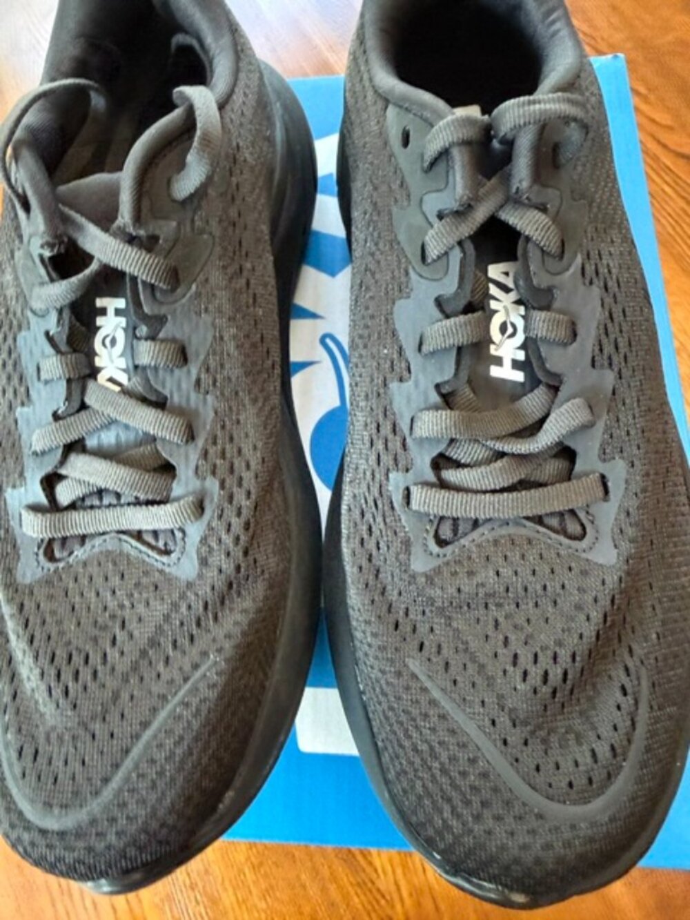 HOKA Rincon 4 Women's Running Shoes Size 7B Black 1155131 New in Box - Picture 1 of 8